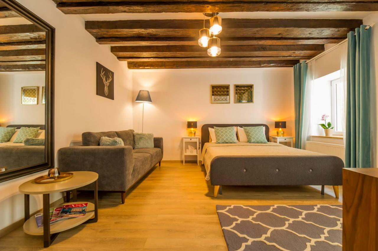 Uptown Studio Brașov Exterior foto